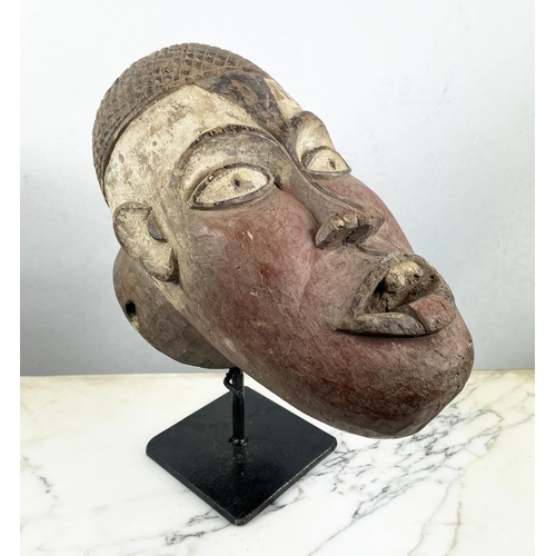 34 - BEMBA MASK, Congo. 37cm H