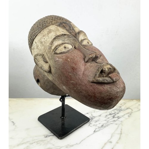 34 - BEMBA MASK, Congo. 37cm H