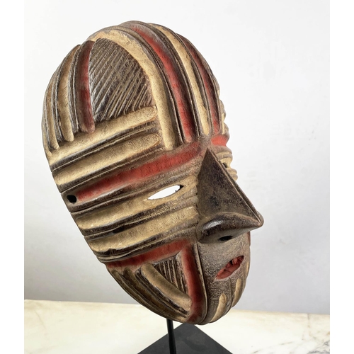 36 - SONGYE MASK, Congo. 48cm H