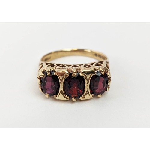 77 - FOUR VARIOUS DRESS RINGS, comprising a 22ct gold wedding band, ring size Q½, 4.64 grams; a 9ct gold ... 