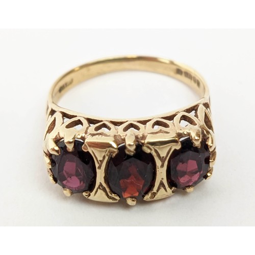 77 - FOUR VARIOUS DRESS RINGS, comprising a 22ct gold wedding band, ring size Q½, 4.64 grams; a 9ct gold ... 