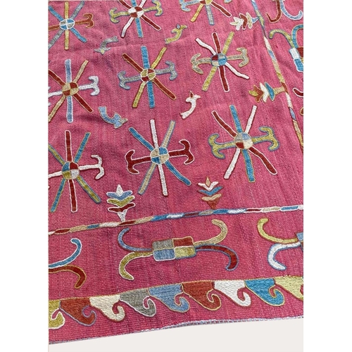 83 - SUZANI DESIGN KILIM, 202cm x 170cm.