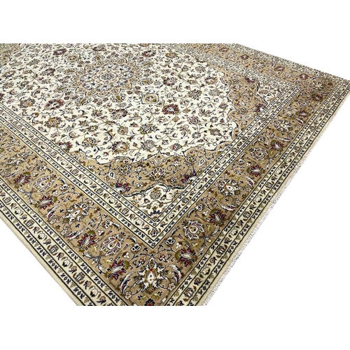 94 - FINE PERSIAN KIRK KASHAN CARPET, 338cm x 250cm.