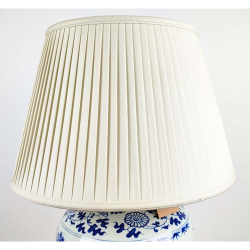 432 - TABLE LAMP, 74cm high, Chinese export style blue and white ceramic, with shade.