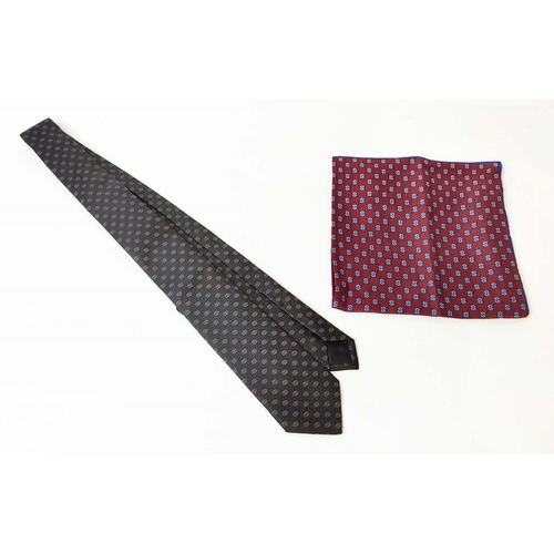 16 - GUCCI TIE, silk, with GG iconic pattern, 148cm x 7cm together with a pocket square/handkerchief, 45c... 