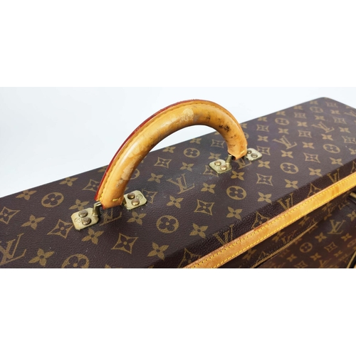 167 - LOUIS VUITTON SOFT SUITCASE, made for Louis Vuitton Paris in USA, monogram canvas with leather trims... 