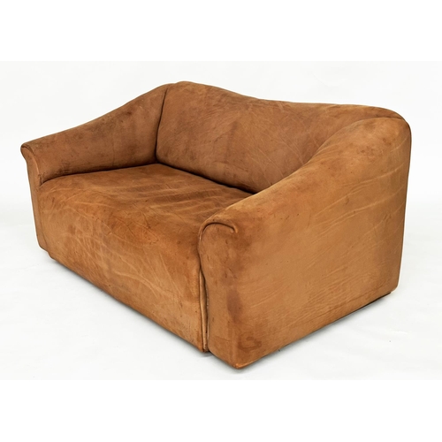 149 - DE SEDE SOFA DS47, vintage two seater with grained natural hide leather with extending seat, 130cm x... 