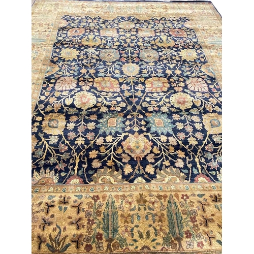 91 - FINE FEREGHAN DESIGN CARPET, 300cm x 247cm.