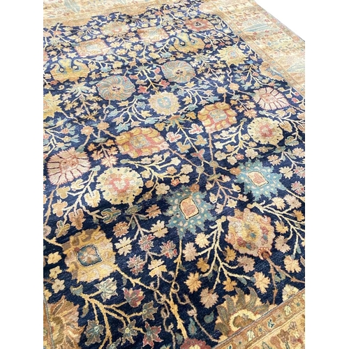 91 - FINE FEREGHAN DESIGN CARPET, 300cm x 247cm.