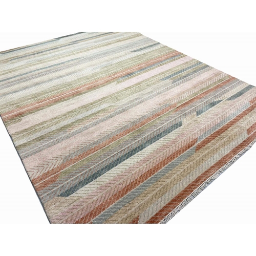 85 - FINE CONTEMPORARY WOOL CARPET, 302cm x 241cm.