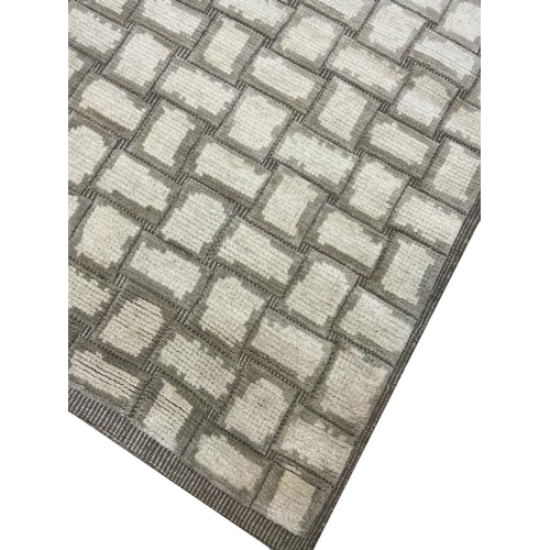 185 - FINE CONTEMPORARY MOROCCAN RUG, 244cm x 157cm.