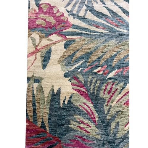 187 - CONTEMPORARY 'TROPICAL' CARPET, 302cm x 201cm.