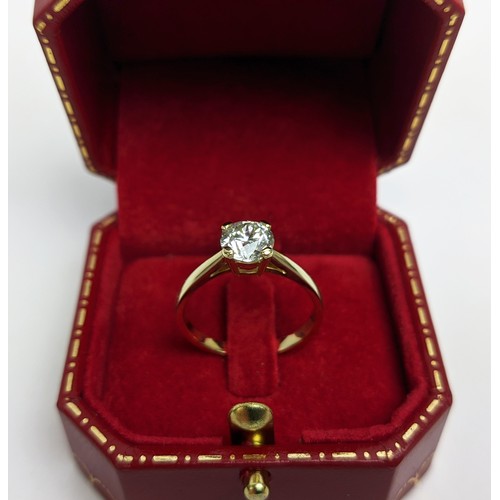 29 - A DIAMOND SOLITAIRE RING, the brilliant cut diamond of approximately 1.00 carat, yellow metal shank,... 