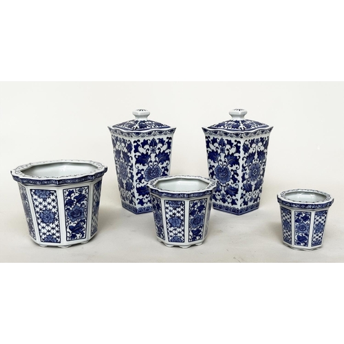 445 - PLANTERS, a graduated set of three Chinese blue and white ceramic octagonal facetted, largest 24cm W... 