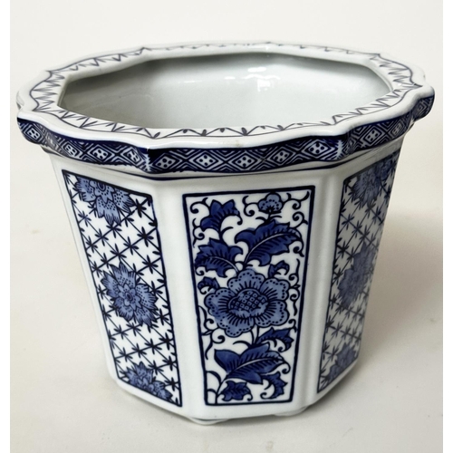 445 - PLANTERS, a graduated set of three Chinese blue and white ceramic octagonal facetted, largest 24cm W... 