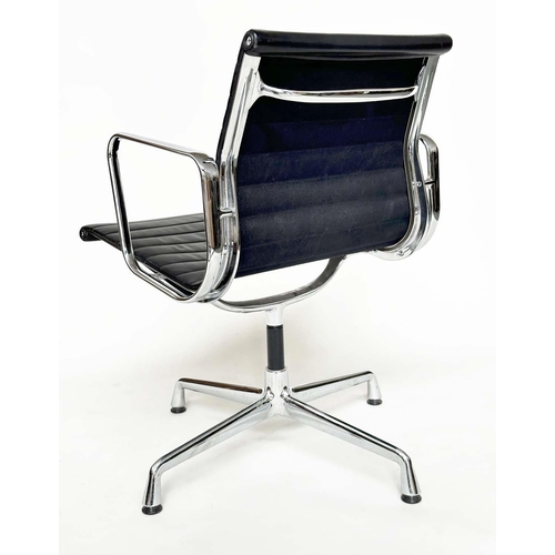 356 - ALUMINIUM GROUP CHAIR, by Charles and Ray Eames.