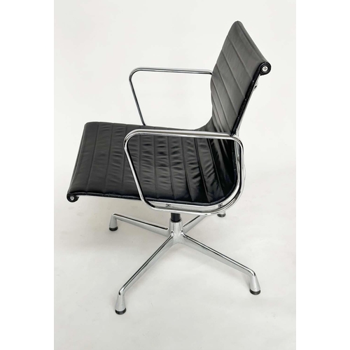 356 - ALUMINIUM GROUP CHAIR, by Charles and Ray Eames.