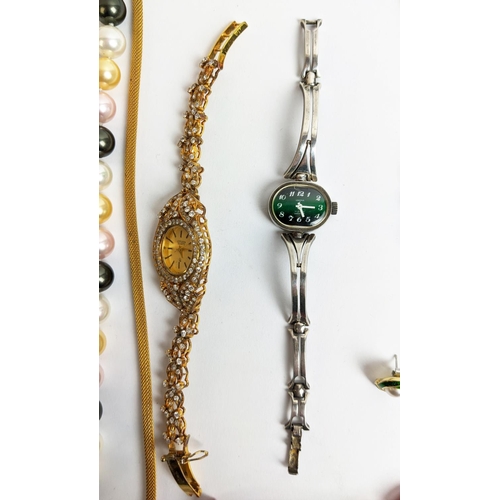 10 - A COLLECTION OF ASSORTED VINTAGE AND ANTIQUE JEWELLERY, includes: diamond tiara, glass bead necklace... 