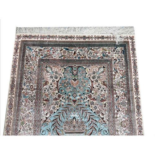 210 - EXTREMELY FINE PURE SILK HEREKE DESIGN RUG, 170cm x 103cm.