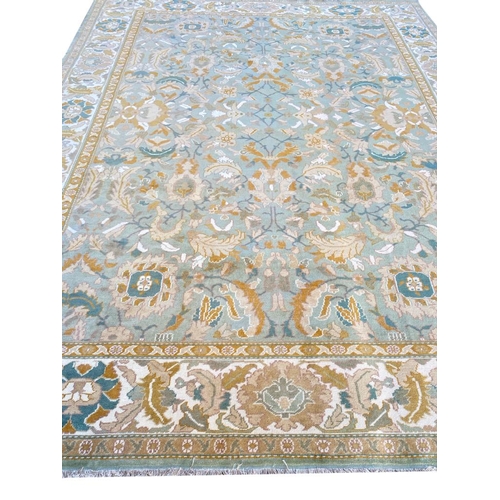 213 - FINE FEREGHAN CARPET, 307cm x 240cm.