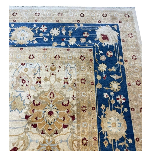 221 - A VERY FINE TABRIZ SHAH ABBAS DESIGN CARPET, 475cm x 370cm.