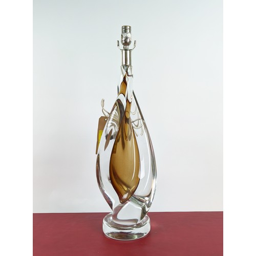 423 - PAOLO MOSCHINO AMBER TWISTED GLASS TABLE LAMP, 67cm H approx.