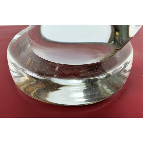 423 - PAOLO MOSCHINO AMBER TWISTED GLASS TABLE LAMP, 67cm H approx.