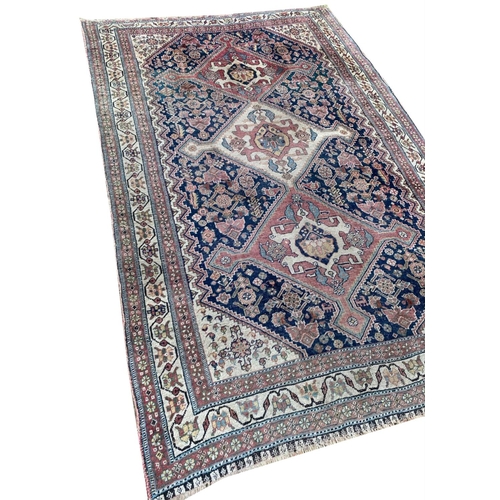 86 - ANTIQUE QASHQAI RUG, 200cm x 130cm.