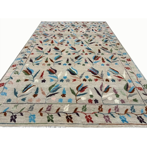 81 - FINE SUZANI TULIP DESIGN CARPET, 309cm x 203cm.