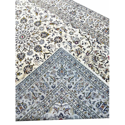 91 - FINE PERSIAN KASHAN CARPET, 320cm x 200cm.