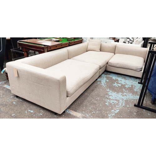 551 - CAMERICH CLOUD CORNER SOFA, 67cm H x 325cm L x 210cm W x 113cm D, Seat Height 43cm