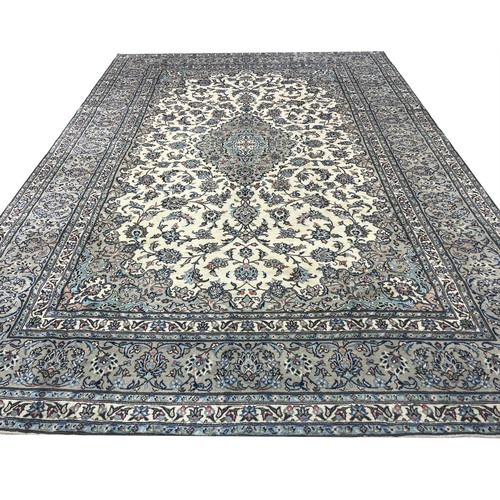 103 - FINE PERSIAN ISPHAHAN DESIGN CARPET, 350cm x 243cm.