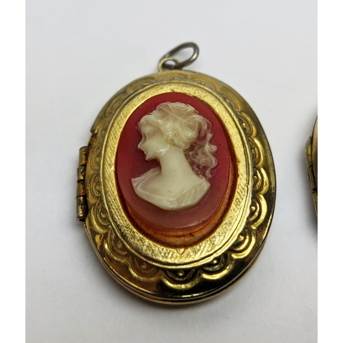 47 - A COLLECTION OF VARIOUS JEWELLERY, comprising a Cameo locket, a further locket, an 18ct gold diamond... 