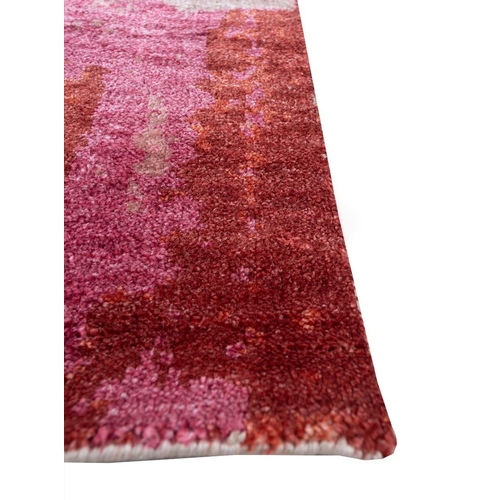 72 - CONTEMPORARY BAMBOO SILK AND WOOL RUG, 244cm x 152cm.