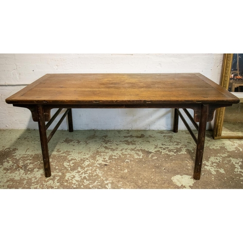 Lot 275       