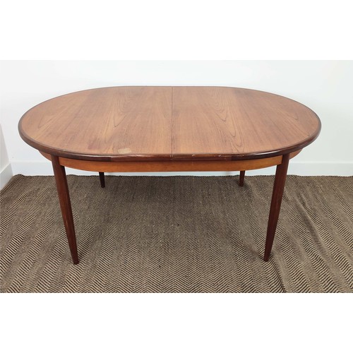 333 - G PLAN DINING TABLE, extendable design, 209cm x 11cm x 73cm at largest.