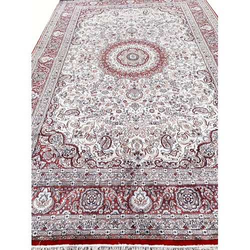 91A - FINE PURE SILK PERSIAN ISPHAHAN DESIGN, 280cm x 185cm.