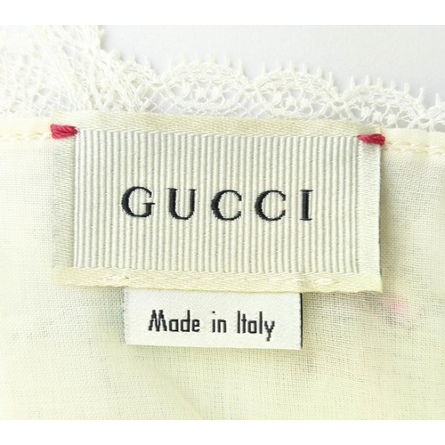 41 - GUCCI PROVANCE TOP, size 36/4 Y, made in Italy, linen with cotton lining, with dogs flower and masks... 