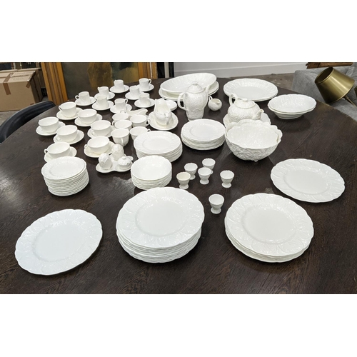 23 - COALPORT COUNTRYWARE DINNER SERVICE, comprising 18 dinner plates, 18 salad plates, 13 side plates, 8... 