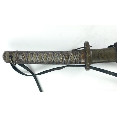 18 - JAPANESE SECOND WORLD WAR KATANA SWORD, with serial number and original leather pommel, 93cm L.