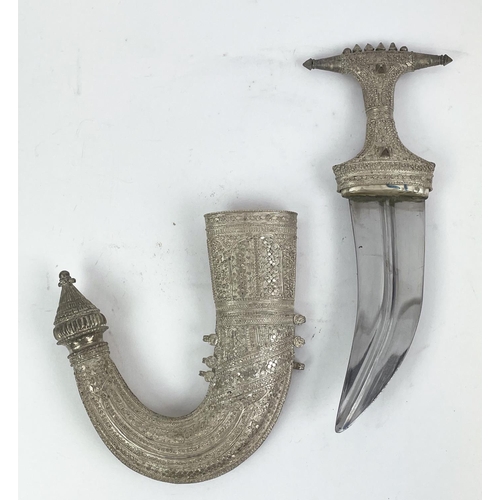 4 - OMANI KHANJAR DAGGERS, two 19th century silver thread and a Syrian Jambiya, Jambiya 35cm H. (3)