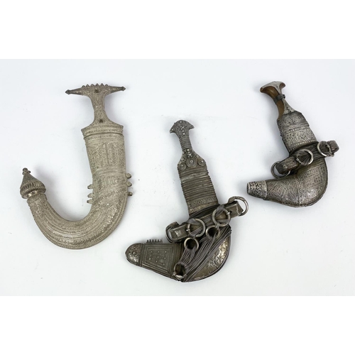 4 - OMANI KHANJAR DAGGERS, two 19th century silver thread and a Syrian Jambiya, Jambiya 35cm H. (3)