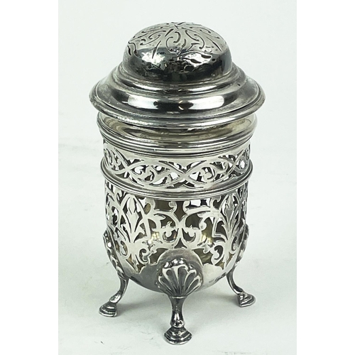 50 - A GEORGE III SILVER SAUCE BOAT, Newcastle 1784, made by John Mitchison, with acanthus scrolled handl... 