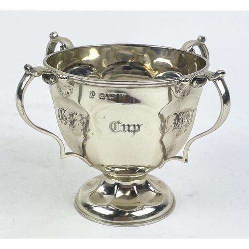 50 - A GEORGE III SILVER SAUCE BOAT, Newcastle 1784, made by John Mitchison, with acanthus scrolled handl... 