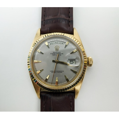 12 - ROLEX OYSTER PERPETUAL DAY DATE WRISTWATCH, circa 1960, 18ct gold case, 36mm diameter, model number ... 