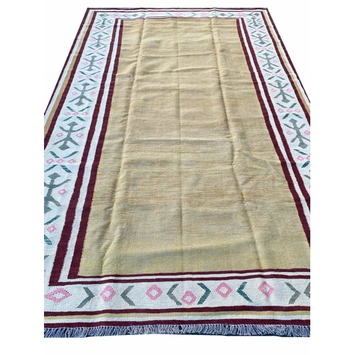 175 - SCANDINAVIAN DESIGN KILIM, 301cm x 189cm.