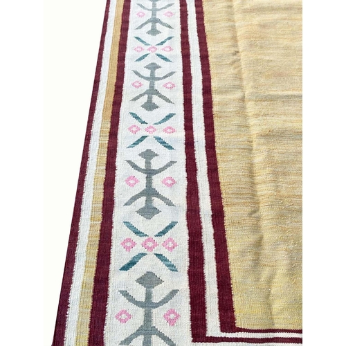 175 - SCANDINAVIAN DESIGN KILIM, 301cm x 189cm.