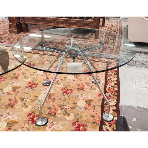 394 - TECNO NOMOS TABLE, Norman Foster, with a circular glass top, 120cm diam.