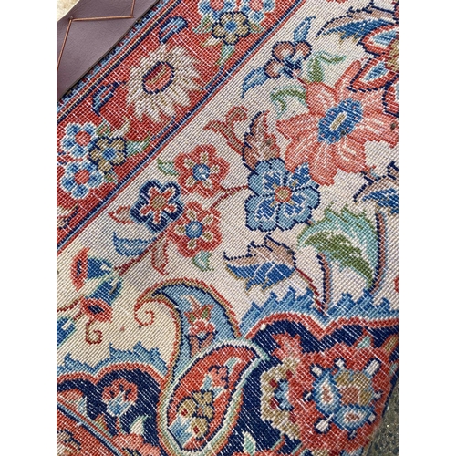 83 - NORTHWEST PERSIAN SERAPI DESIGN CARPET, 370cm x 270cm.