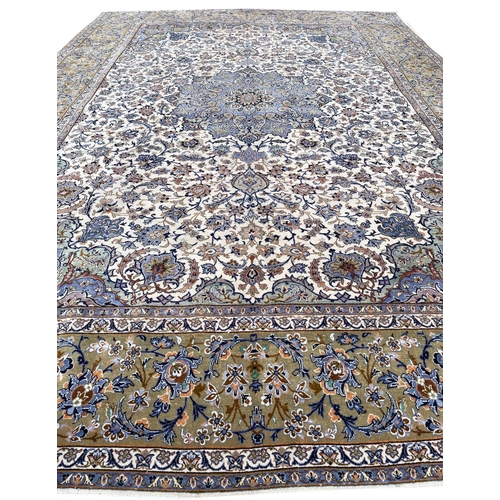 105 - ANTIQUE PERSIAN KASHAN CARPET, 528cm x 397cm.